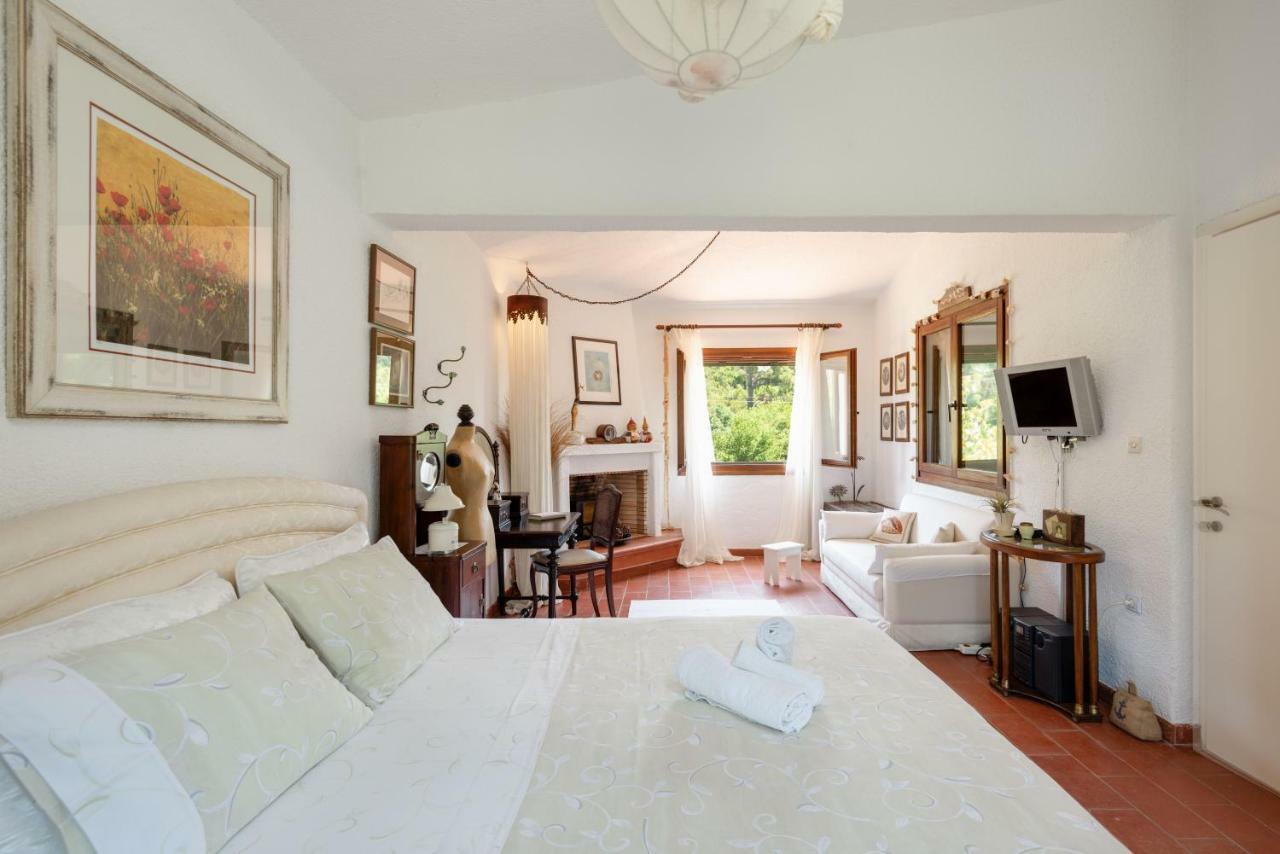 Villa Margaret Siviri Luaran gambar